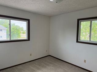 1811 Greenfield Ln SW APT 12, Rochester, MN 55902