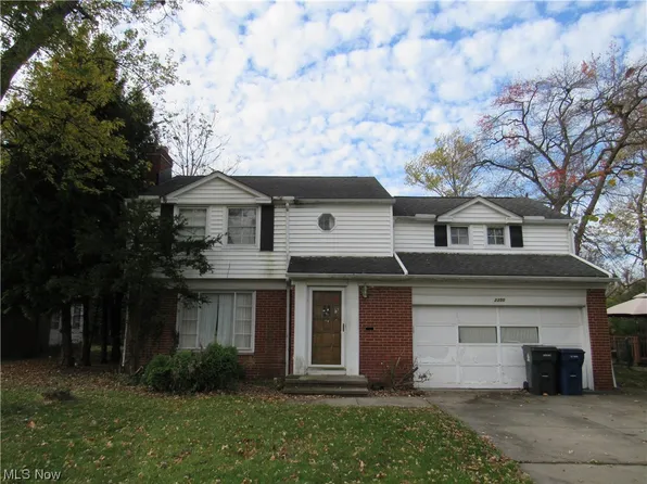2350 N Taylor Rd, Cleveland Heights, OH 44112