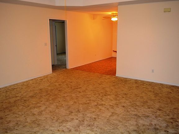 3rd image of 5513 E State Highway 264