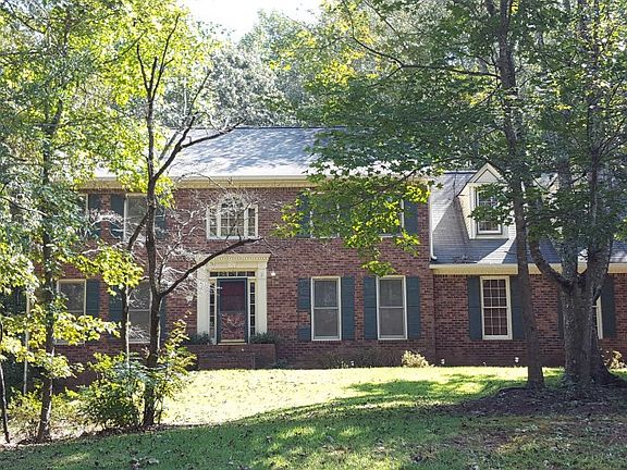 2nd image of 245 Creekview Trl