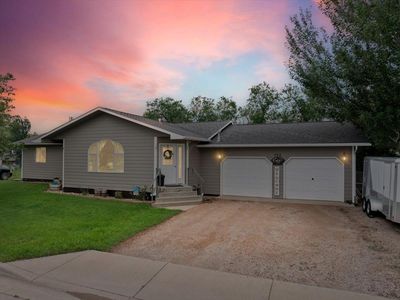 720 Fillmore St, Whitewood, SD, 57793