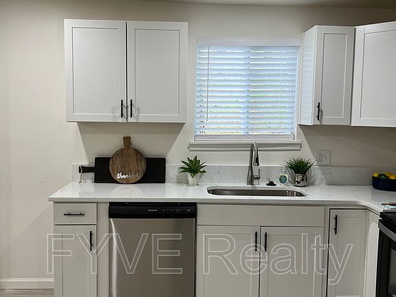 5th image of 1540 Jourolman Ave