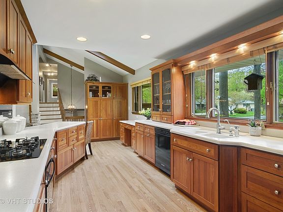 5th image of 319 Tall Trees Ln