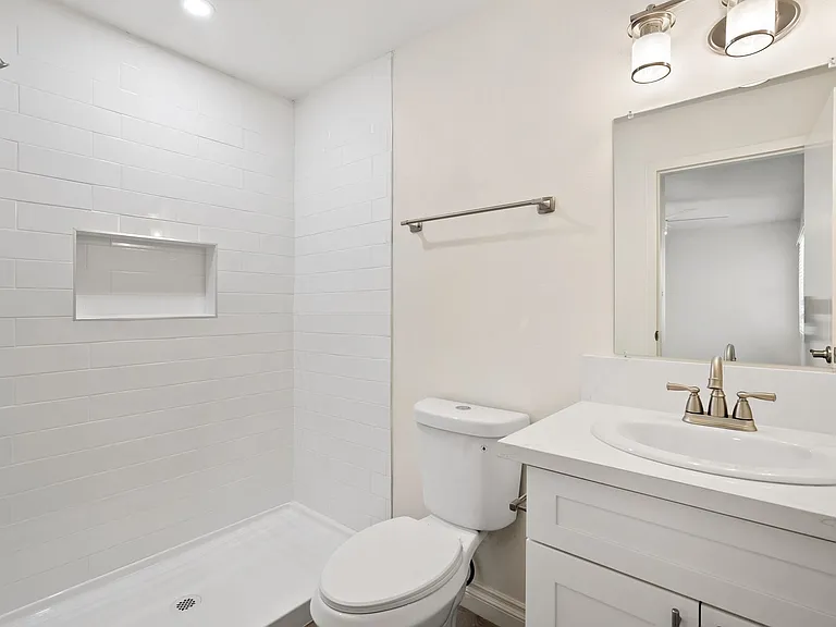544 Pacific Street — Photo 5