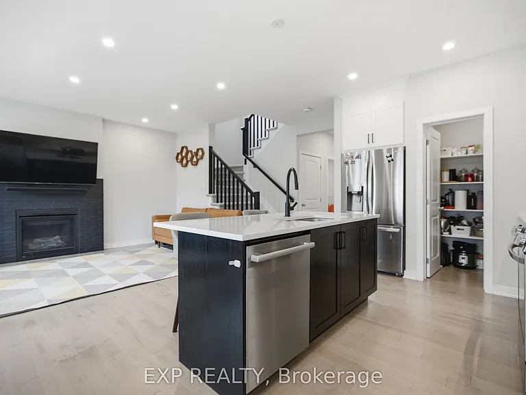 846 Sendero Way — Photo 11