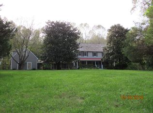 12122 Wolf Valley Dr, Clifton, VA 20124