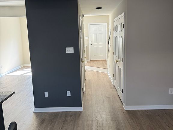 5th image of 3010 Silverbush Ct #3010