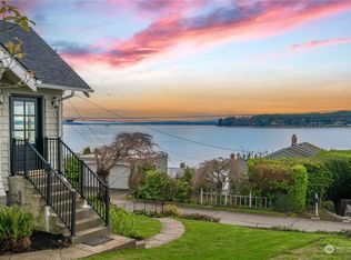 2235 Day Island Blvd W, University Place, WA