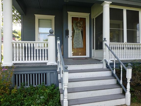 3rd image of 119 Grand Ave