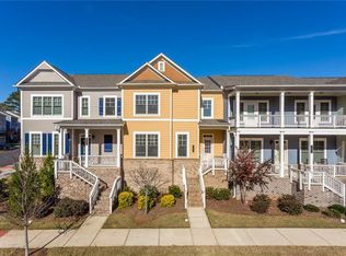 549 Suwanee Pass Ln, Suwanee, GA 30024