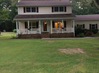 402 Sharondale Dr, Tullahoma, TN 37388