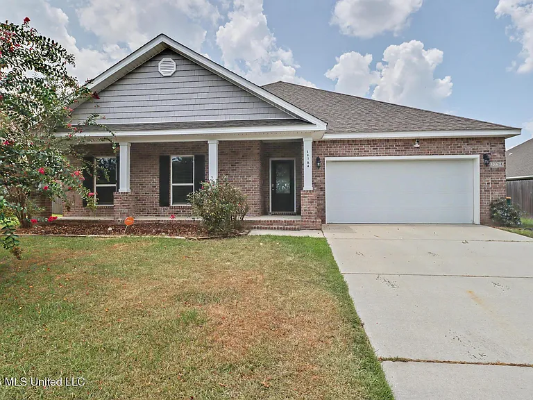 10784 Chapelwood Dr — Photo 1