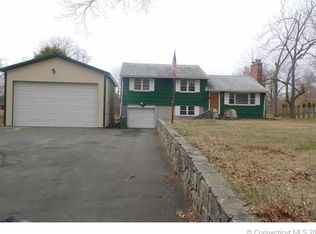 145 Chestnut Hill Rd, East Hampton, CT 06424