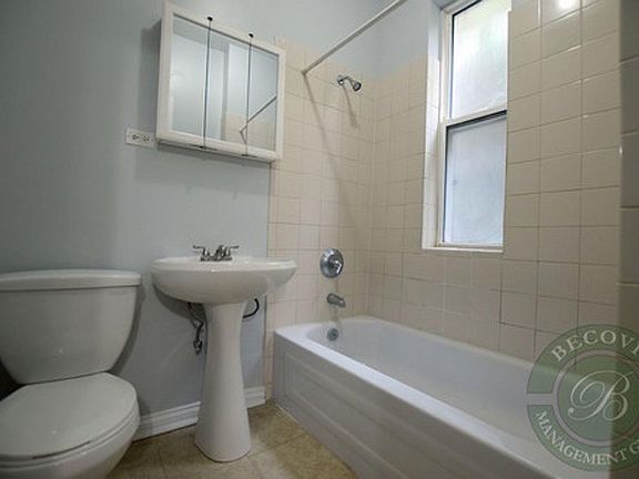 5th image of 1456 W Fargo Ave APT 104