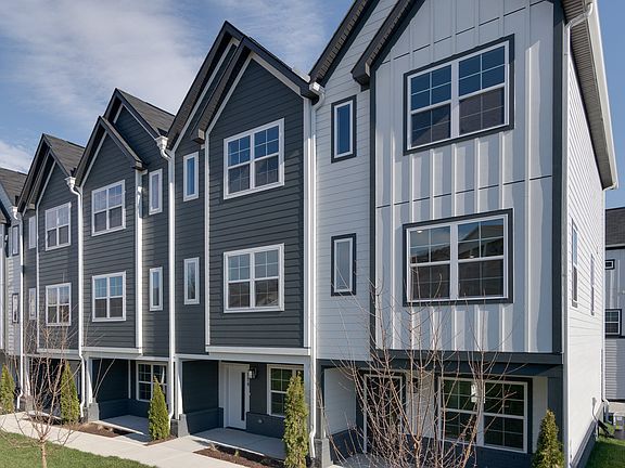 5th image of 700 N Dupont Ave Lot 39-114