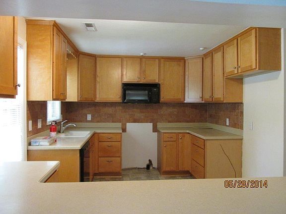 2nd image of 1140 Vivian Ave NW
