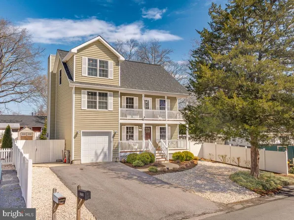 1713 Shore Dr, Edgewater, MD 21037