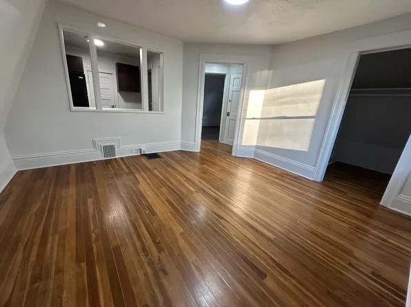 1237 Maple Ave #2, Jackson, MI 49203
