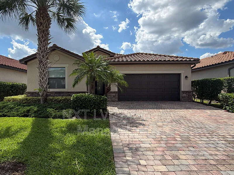9453 River Otter Dr