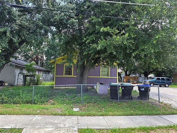 3rd image of 4429 Cypress St