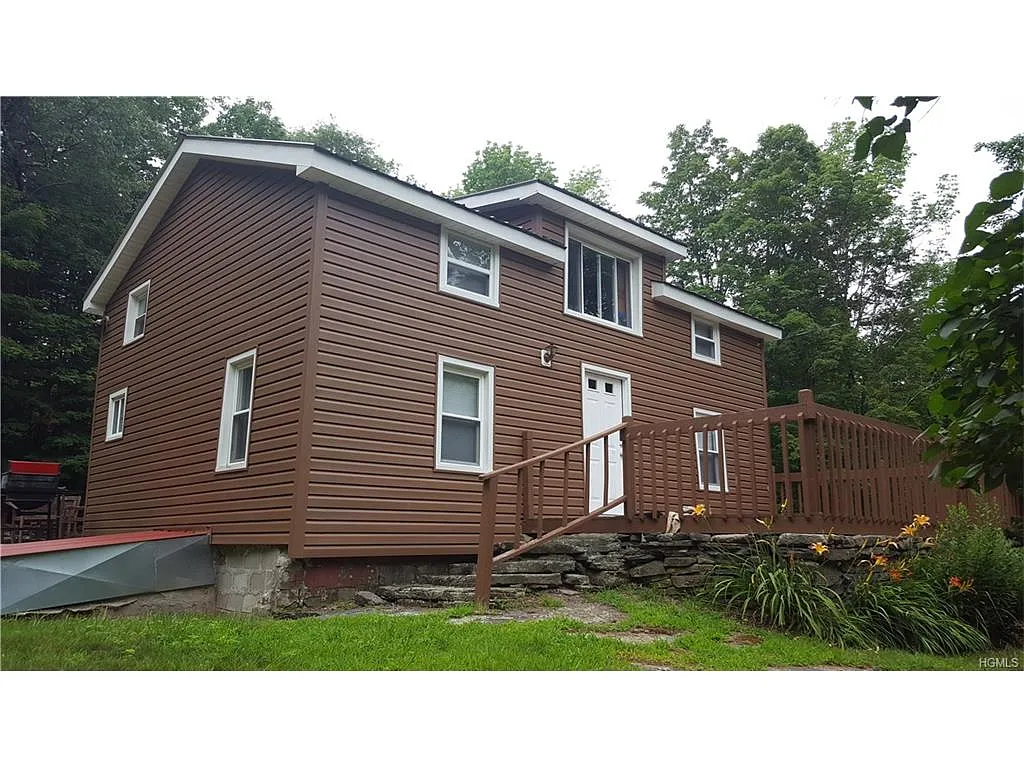 105 Cypert Rd photo 1