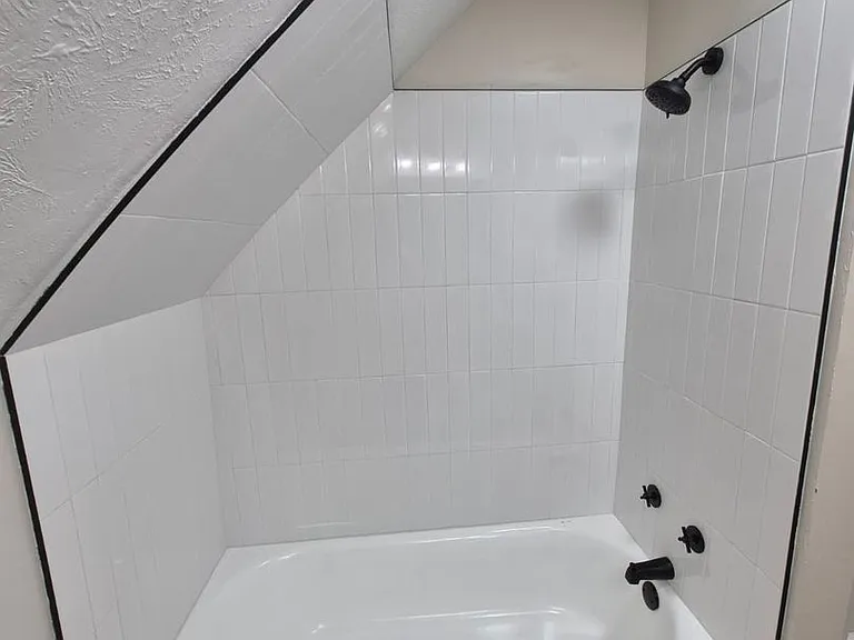 1400 Hill Ave — Photo 14