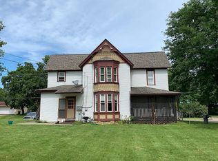 1221 9th St, Hudson, WI 54016