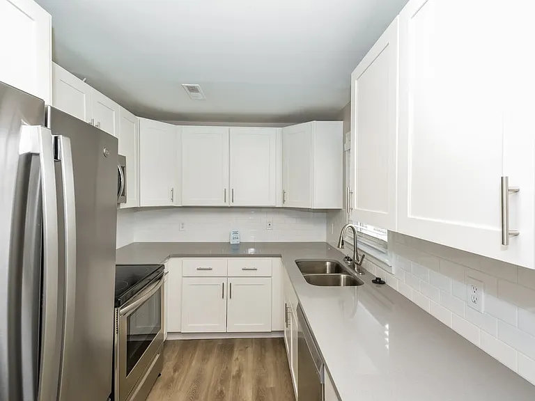 113 Elementary Dr — Photo 5