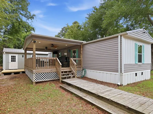 8608 Woodpecker Ln, Emerald Isle, NC 28594