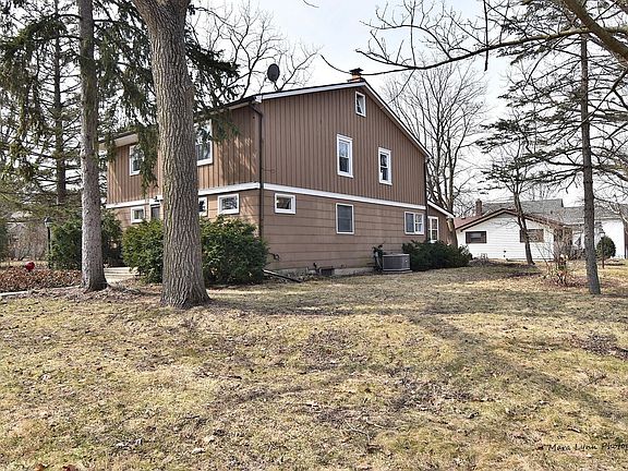 Corner view (corner of School & Dodson)