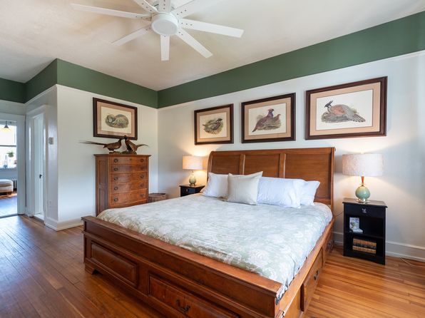 47 W Main St #201