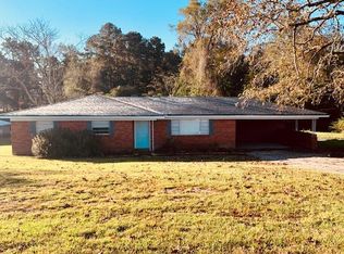 44 James Rd, Laurel, MS 39443