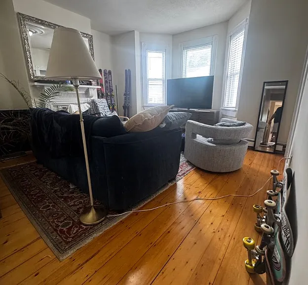 818 Parker St #2 — Photo 4