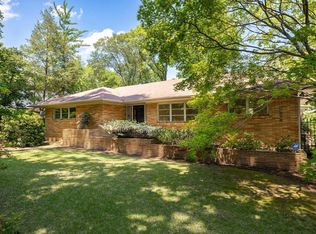 3976 Walnut Grove Rd, Memphis, TN 38111