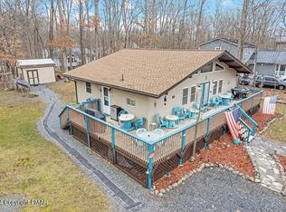 316 Fernwood Dr, East Stroudsburg, PA