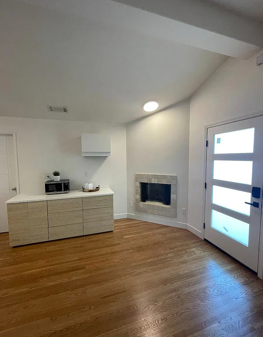 Studio, 475 sqft, $2,500 — Photo 3