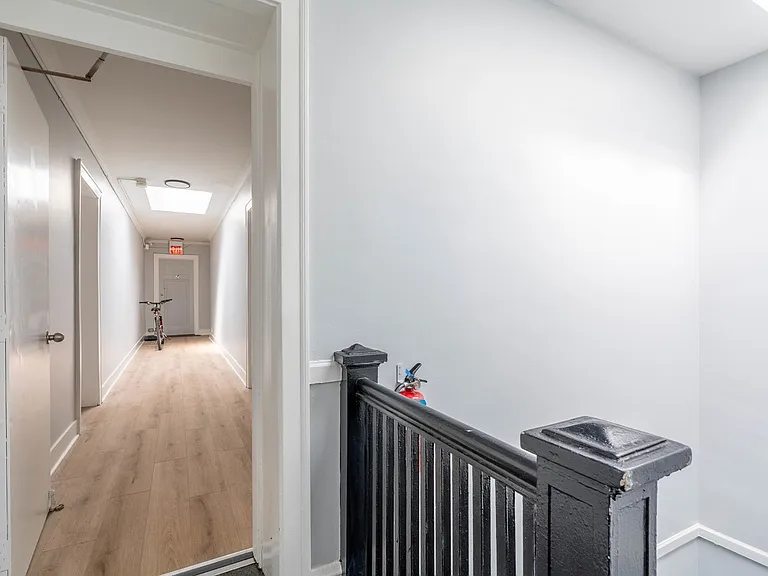 6239 N Western Ave #202 — Photo 24