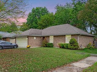 3233 W Primrose St, Springfield, MO 65807