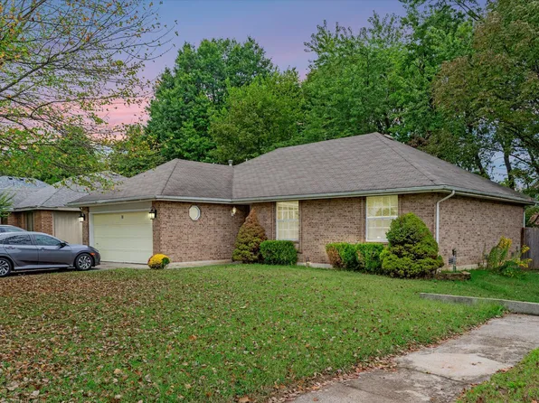 3233 W Primrose Street, Springfield, MO 65807