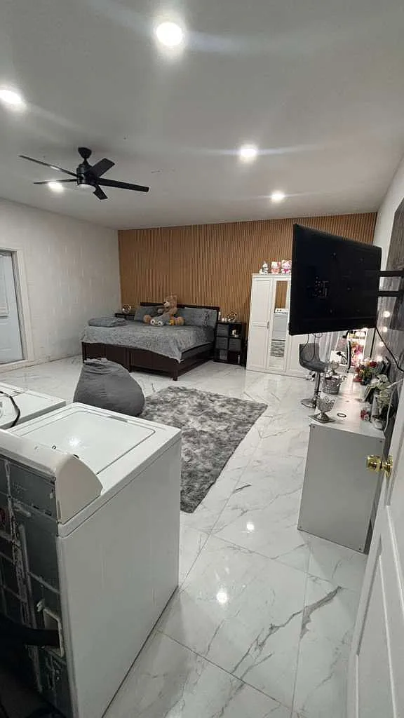 2800 Via Largo Court REAR Apt - 1 — Photo 3