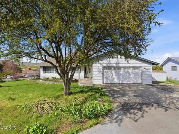 11809 Bristol Ct, Yakima, WA 98908