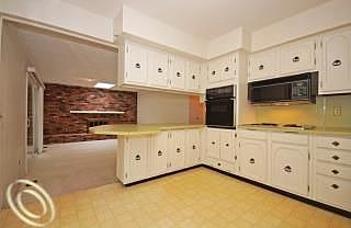5th image of 7162 Brentwood Dr