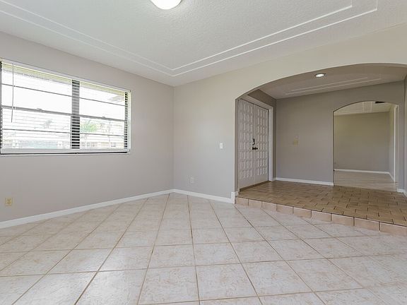 4th image of 14480 Stirrup Ln
