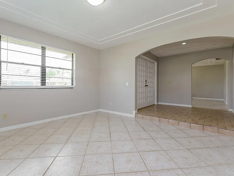14480 Stirrup Ln — Photo 4
