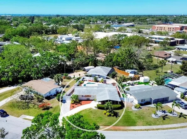 4008 Cape Vista Dr, Bradenton, FL 34209