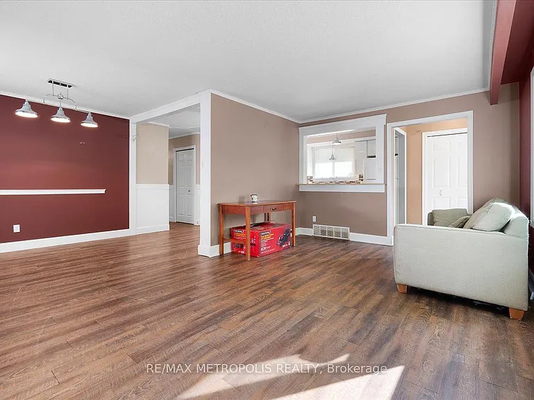 23 Silver Aspen Cres #MAIN — Photo 14