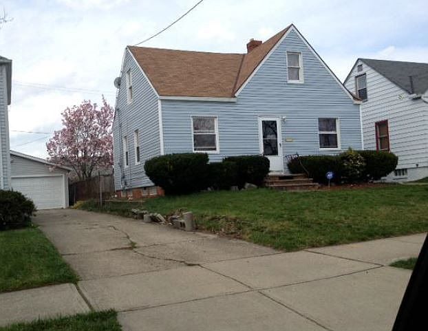 1st image of 15903 Glendale Ave