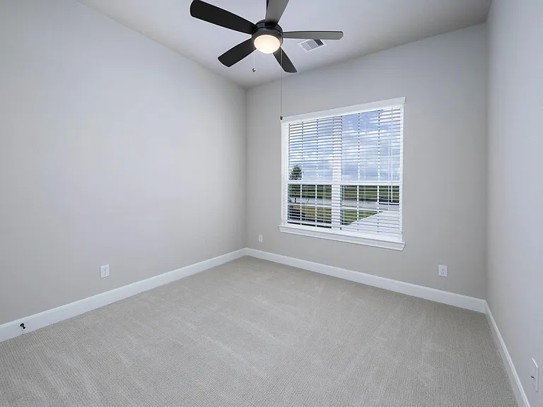 1915 June Lake Ln — Photo 7