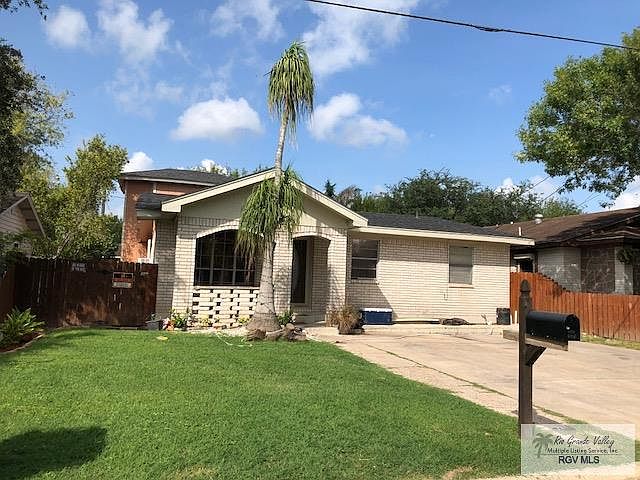 1st image of 1020 Alamo St