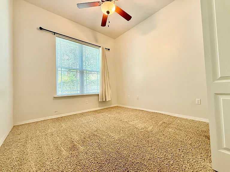 7646 SW 81st Way — Photo 15